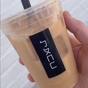 Meet your Posher, Lou